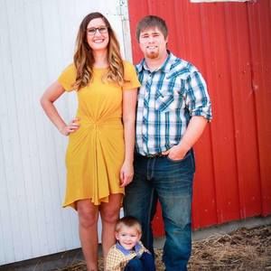 Meet your Posher, Cynthia